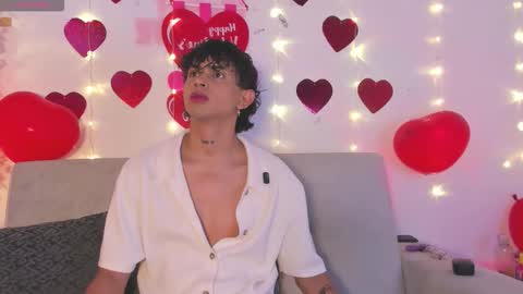 david_and_friend online show from February 17, 4:11 am