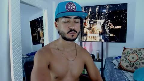 Hey im David that loves to explore and speak their fantasies. Very open talktative and nice. Feel free to chat with me online show from March 11, 2:40 am