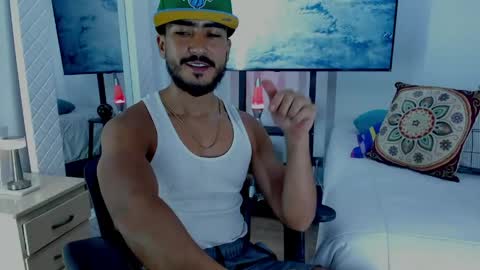 Hey im David that loves to explore and speak their fantasies. Very open talktative and nice. Feel free to chat with me online show from April 16, 1:38 am