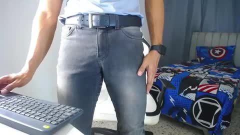 David Angel online show from February 1, 2:05 am