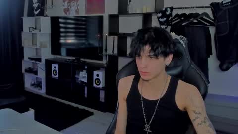 davis online show from February 18, 12:03 pm