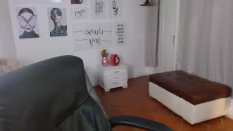 davoxer online show from November 13, 4:06 am