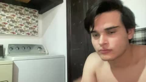 dcsprwls online show from April 4, 8:17 pm