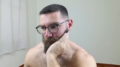 Snapshot of deanlek chatting on October 6, 8:35 pm Dean online show from October 6, 8:35 pm