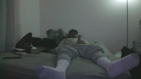 decoyx5o5 online show from January 10, 12:53 pm