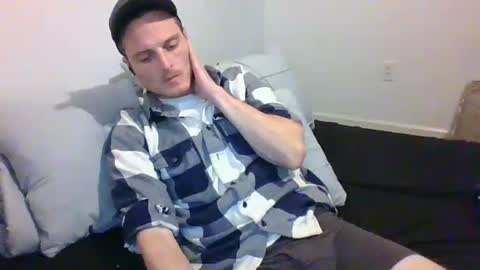 Snapshot of dee4dayz19 chatting on October 18, 8:25 pm Dee4dayz online show from October 18, 8:25 pm