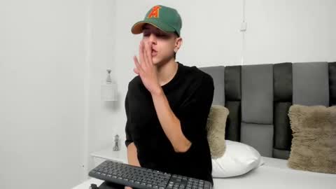 DEIVY online show from February 13, 7:52 pm