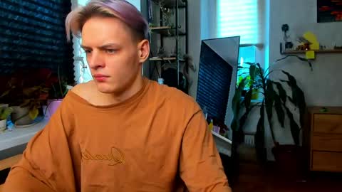 Delar online show from April 20, 1:35 pm