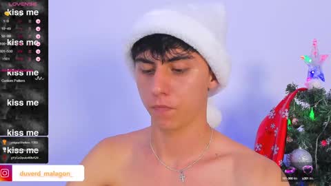 Snapshot of demian_cute chatting on December 14, 1:06 am Demian online show from December 14, 1:06 am