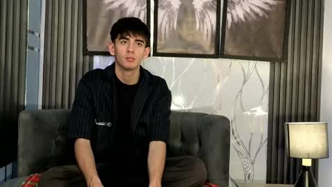 demian hot99 online show from May 29, 12:15 pm