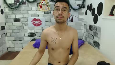 demian_val_4 online show from December 21, 1:53 pm