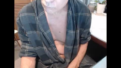 Den  Jet online show from January 19, 12:17 pm