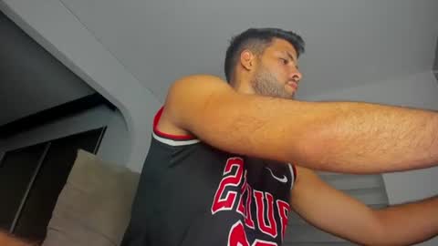 dereckhardd online show from June 27, 5:32 am