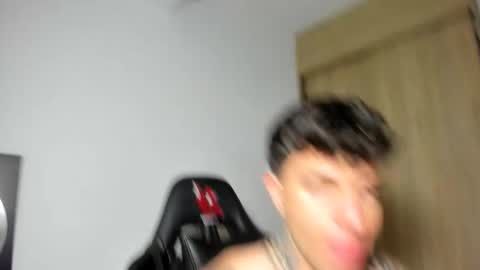 derekmuller11 online show from April 7, 1:16 am