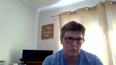 Desmon1958 online show from April 18, 1:29 am