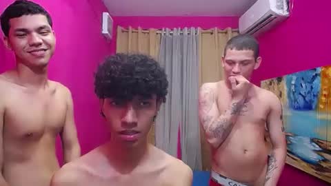 sexy emma  luccas and junior two monstercock sexy latin hot big ass fucked online show from February 25, 1:17 am