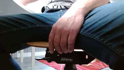 Snapshot of dhrobbert chatting on January 14, 12:03 pm Robbert online show from January 14, 12:03 pm