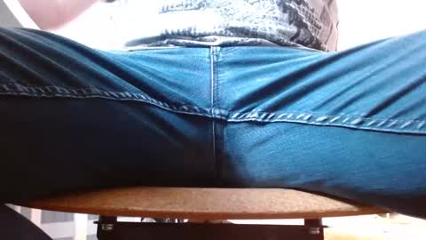 Snapshot of dhrobbert chatting on February 4, 12:22 pm Robbert online show from February 4, 12:22 pm