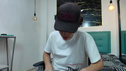   online show from October 25, 9:27 pm