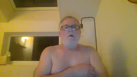 Snapshot of dial76 chatting on January 23, 4:52 am dial76 online show from January 23, 4:52 am