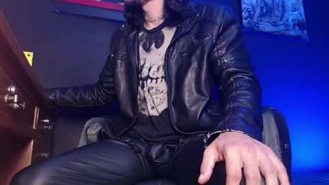 DICAPRIO online show from February 9, 8:19 am