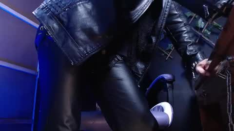 DICAPRIO online show from January 6, 6:34 pm