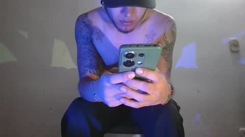 DICAPRIO online show from March 12, 2:41 am