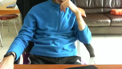 didonc from france..... online show from March 16, 9:02 am