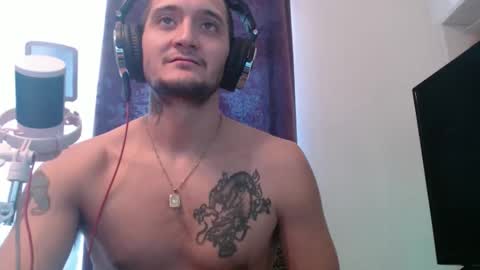 digital_spirit122849 online show from November 7, 4:10 pm