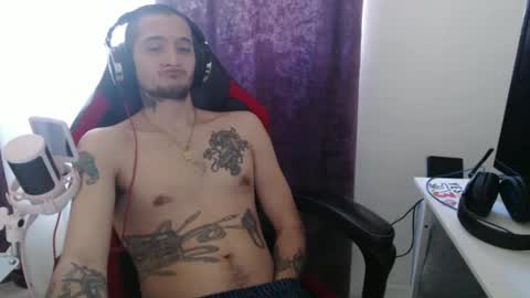 digital_spirit122849 online show from November 3, 4:42 pm