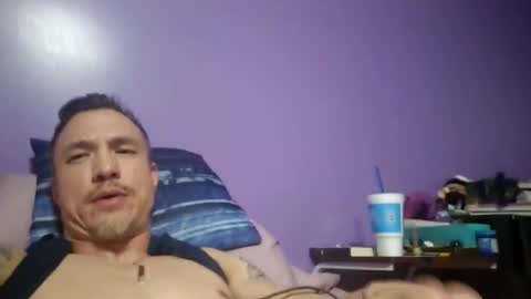 dillifambam08 online show from March 4, 7:37 am