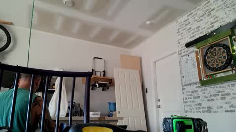 dilligentg81 online show from November 14, 7:59 pm