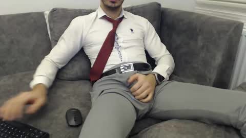 dirtyybooyy77 online show from February 6, 6:38 pm