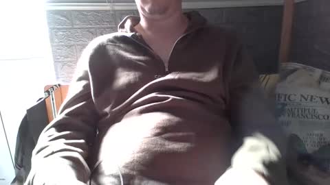 Snapshot of disabledgayonwheels33 chatting on October 20, 9:13 am Disabledguy34 online show from October 20, 9:13 am