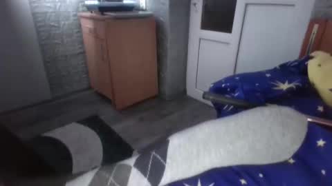 Snapshot of disabledgayonwheels33 chatting on February 19, 6:43 pm Disabledguy34 online show from February 19, 6:43 pm