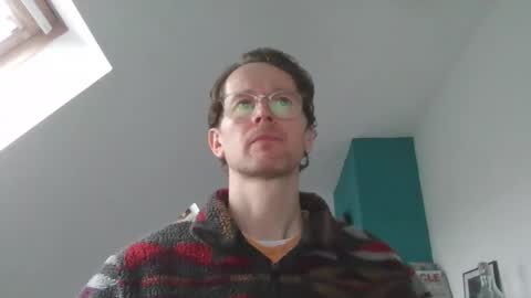 discovery_99 online show from December 23, 10:35 am