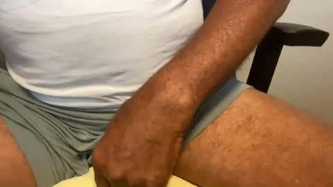 discretmature online show from August 7, 1:40 pm