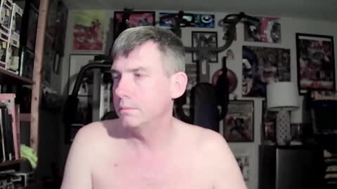 Snapshot of dix_handley_50 chatting on January 11, 4:16 am dix_handley_50 online show from January 11, 4:16 am