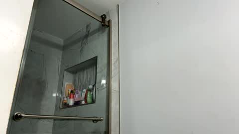 dixkzilla online show from November 19, 6:30 pm