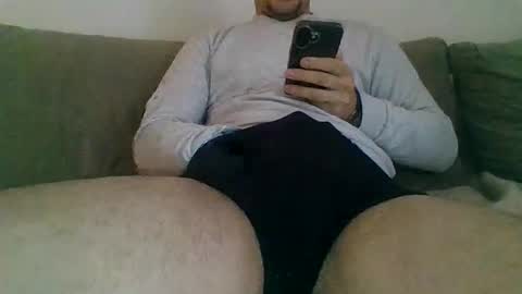 djokiii00 online show from December 4, 10:44 am