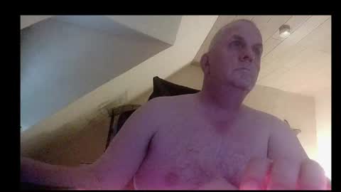 doggy2629 online show from May 22, 7:19 pm