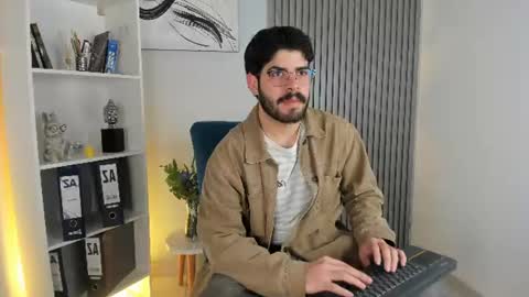 domboy  online show from July 7, 8:12 pm