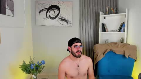 domboy  online show from July 12, 9:06 pm