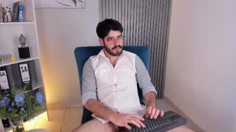 domboy  online show from July 6, 9:05 pm