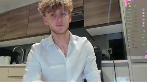 Alex...  online show from December 21, 9:23 pm