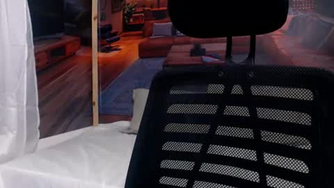 Dominic online show from October 18, 7:52 pm