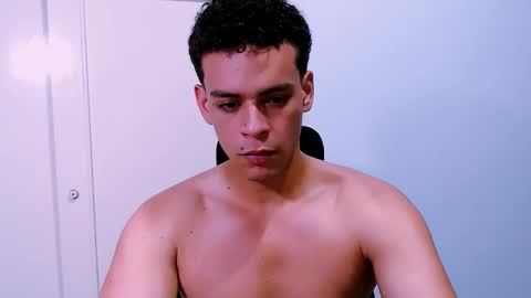 Dominic online show from October 16, 7:33 pm