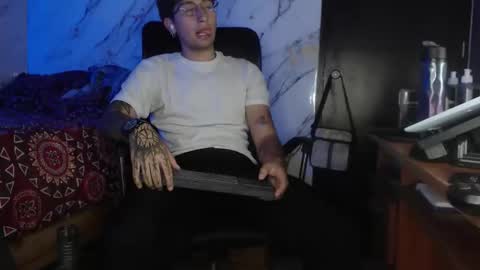 dominus_kane online show from February 21, 1:28 am