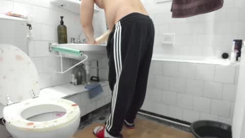 menu  below online show from January 25, 9:04 pm