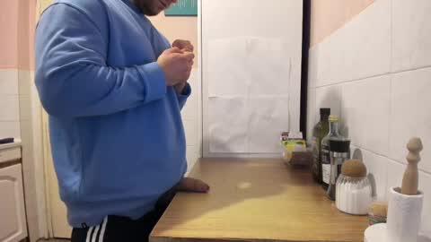 menu  below online show from February 16, 10:10 am